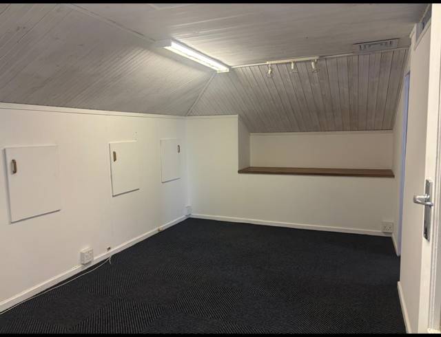 189M² OFFICE TO LET IN TYGER VALLEY